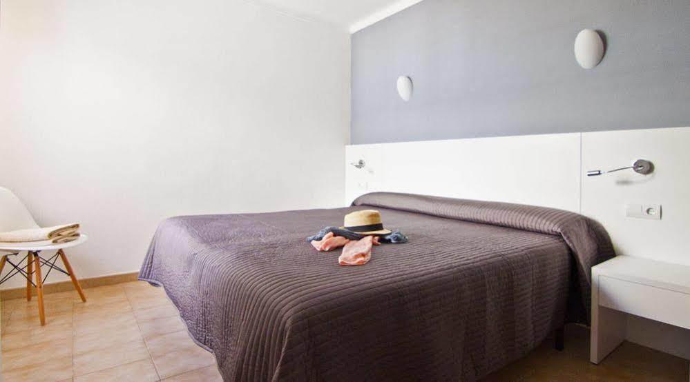 Apartamentos Cala Figuera *